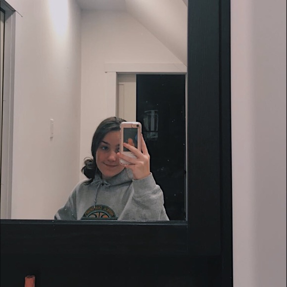 Meet your Posher, Andie - Picture 1 of 1